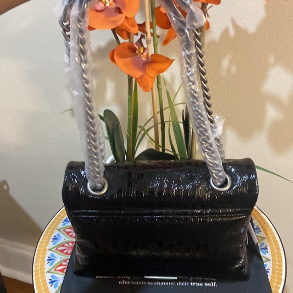 kurt Geiger London Kensington Soft Love Convertible Leather Shoulder Bag - Picture 7 of 12